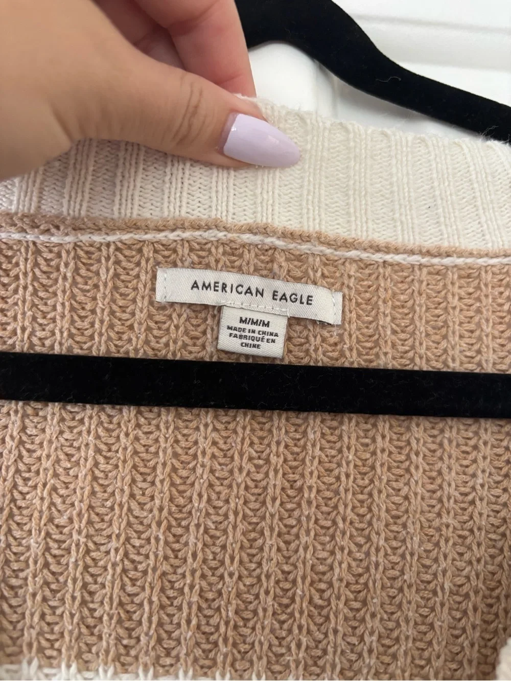 American Eagle Outfitters Wide-Stripe V-Neck Sweater in Cream and Tan - Size M